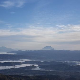 ニセコ連峰と羊蹄山
やっぱり羊蹄山素敵😍
どこから見てもカッコいい💕