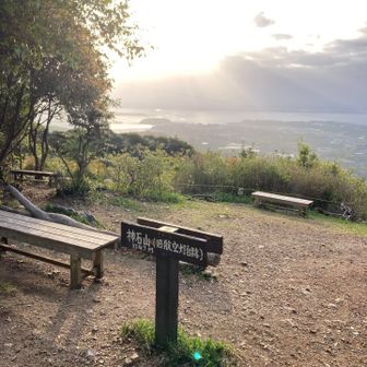 この辺りは以前歩いたことがあるから安心。