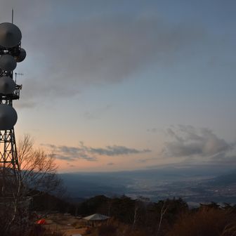 伊那谷の夜明け