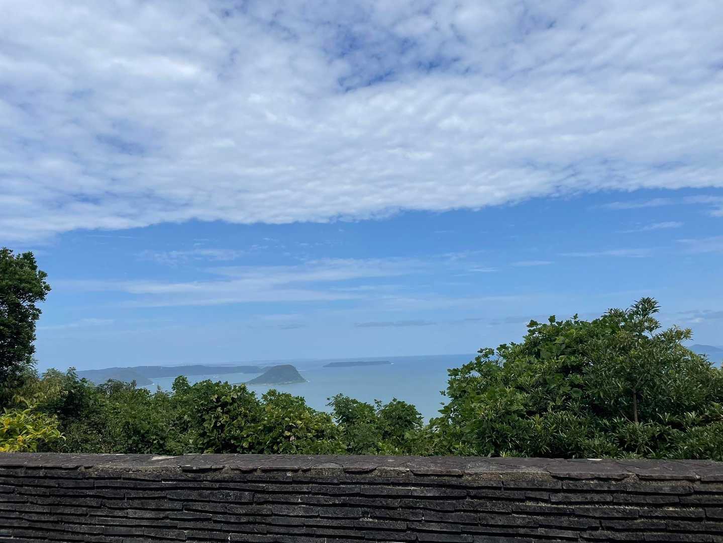 鏡山往復 | 唐津の美しい海を一望。登山口近くには「鏡山温泉」もの写真