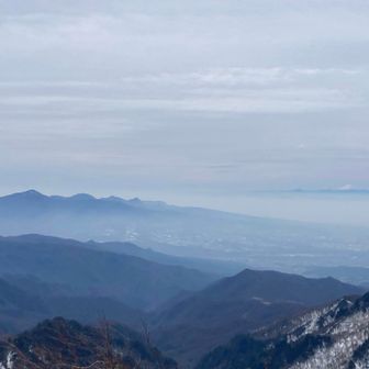 まだまだ続くご褒美ビュー✨
左に赤城山⛰️ 右には日本一の富士山🗻
贅沢すぎる並びです😊