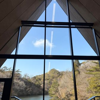 シェール見えーる
こちらではほうじ茶ラテを注文。
汗を乾かす目的もありまったり休憩。