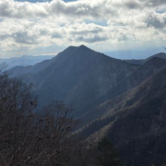 山犬段からみる大札山🏔️