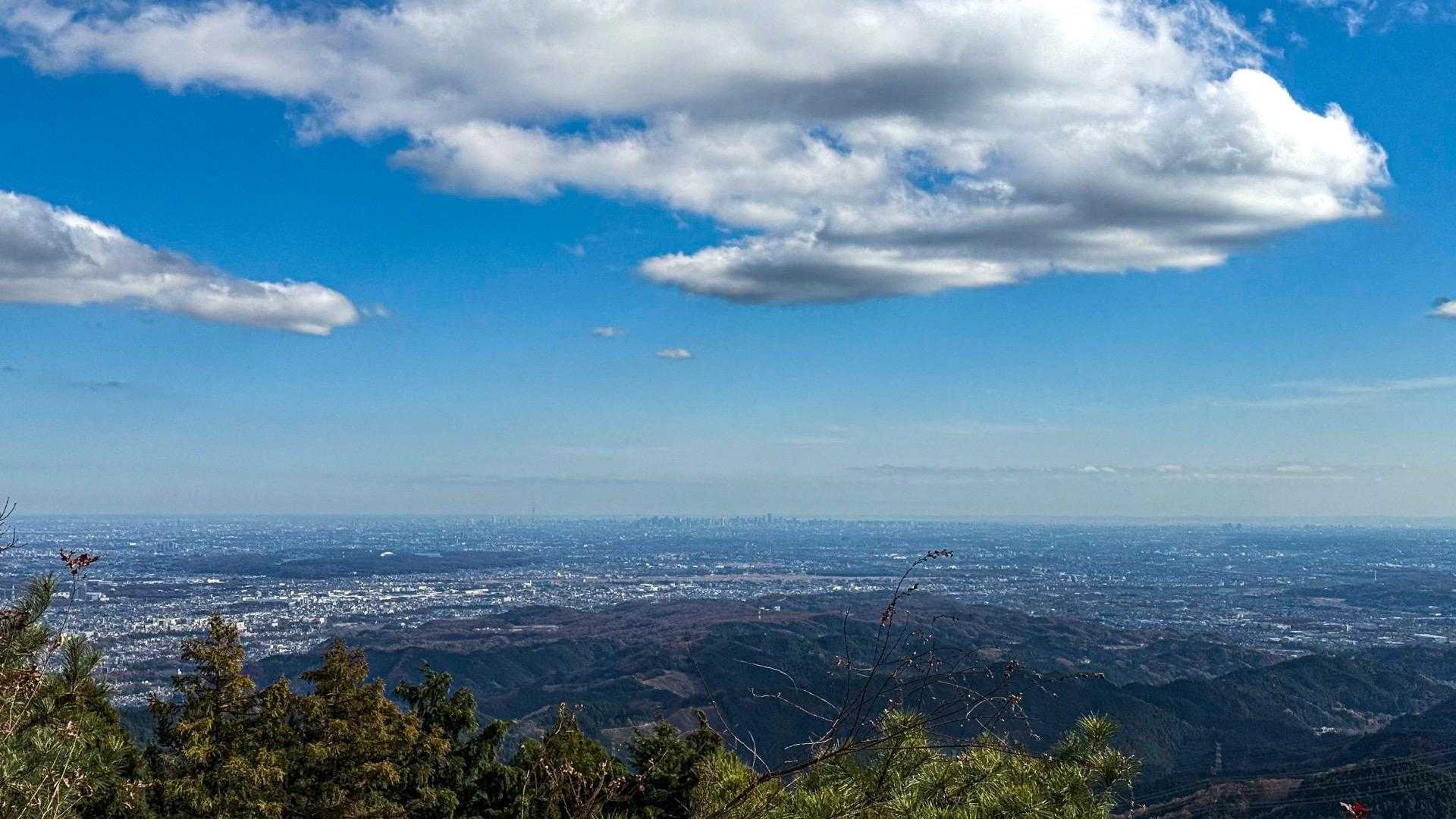 日の出山から　関東平野一望😃