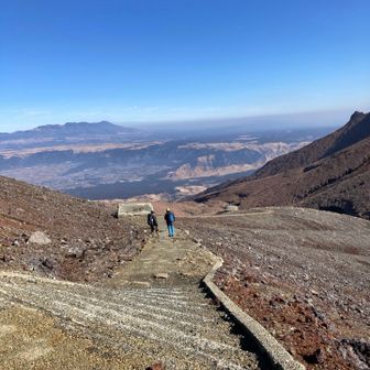 仙酔峡へ下る登山道。なかなか素敵💓