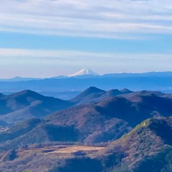 ズーーム！

山納めにふさわしいお姿でした。