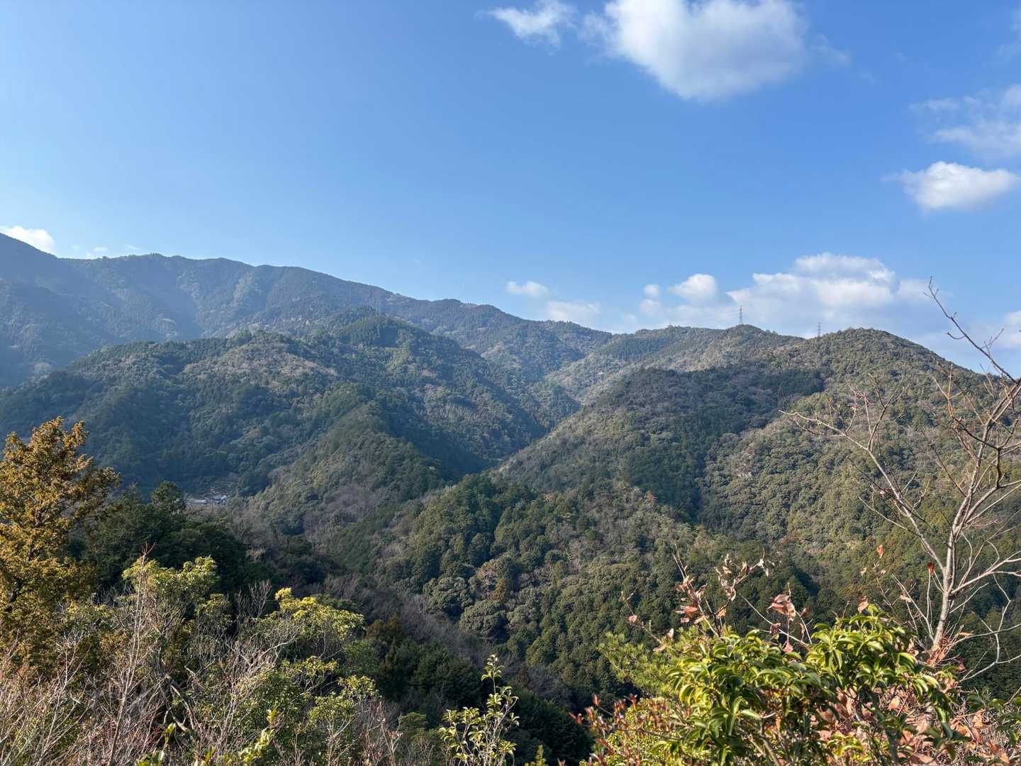 今日もアソコ↑（中津峰山）まで行ってきま〜す😀