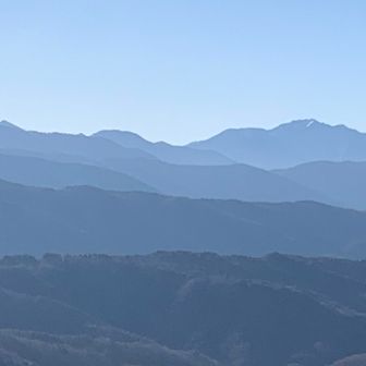 甲斐駒ヶ岳と仙丈ヶ岳