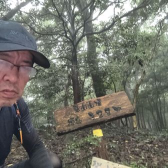 眼鏡も雨でぬれちゃってテンション上がらず。