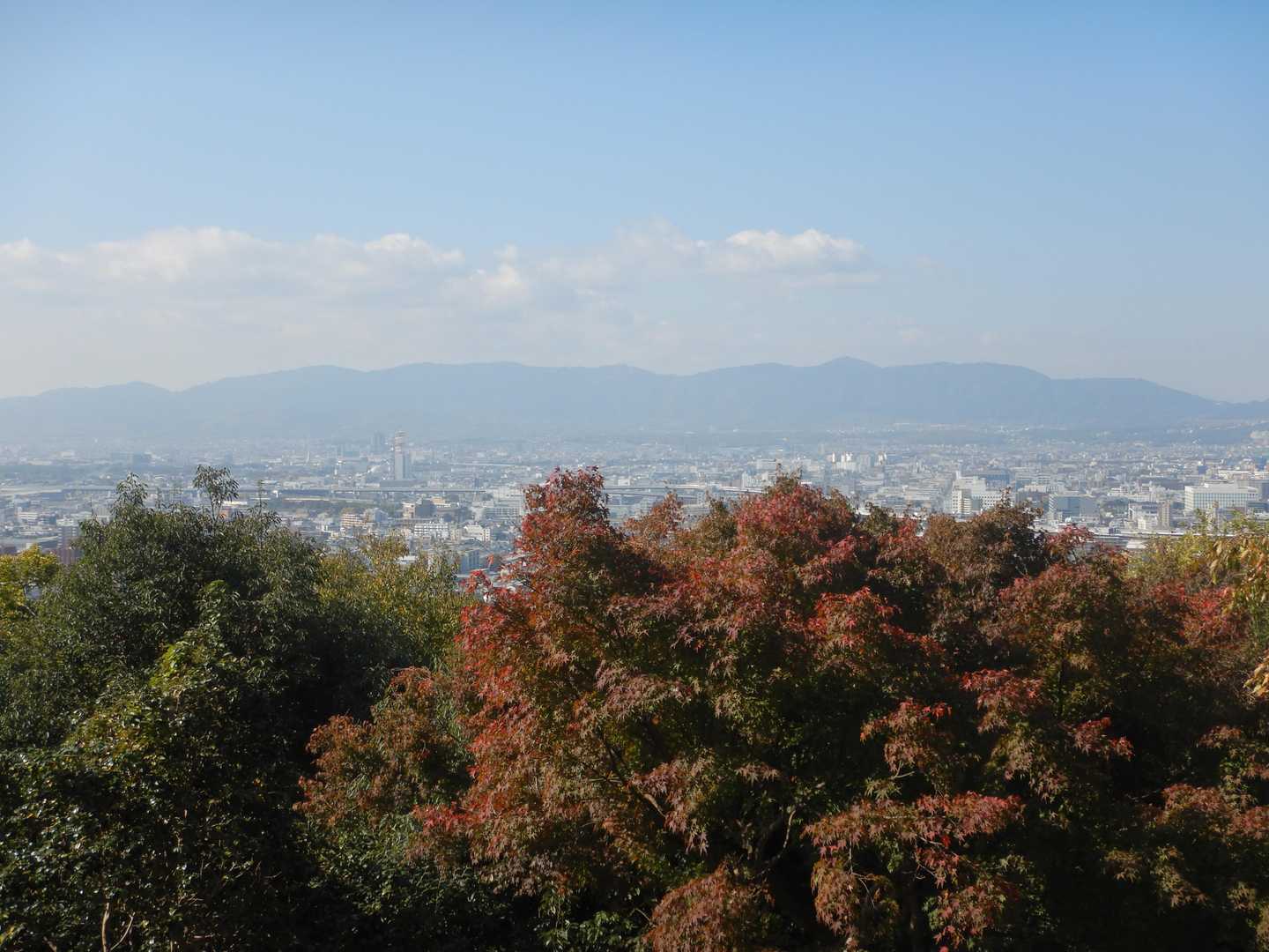 西にポンポン山、小塩山