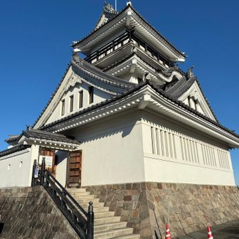 ここは車で来られるんですよね。でも展望に3人いただけでした。