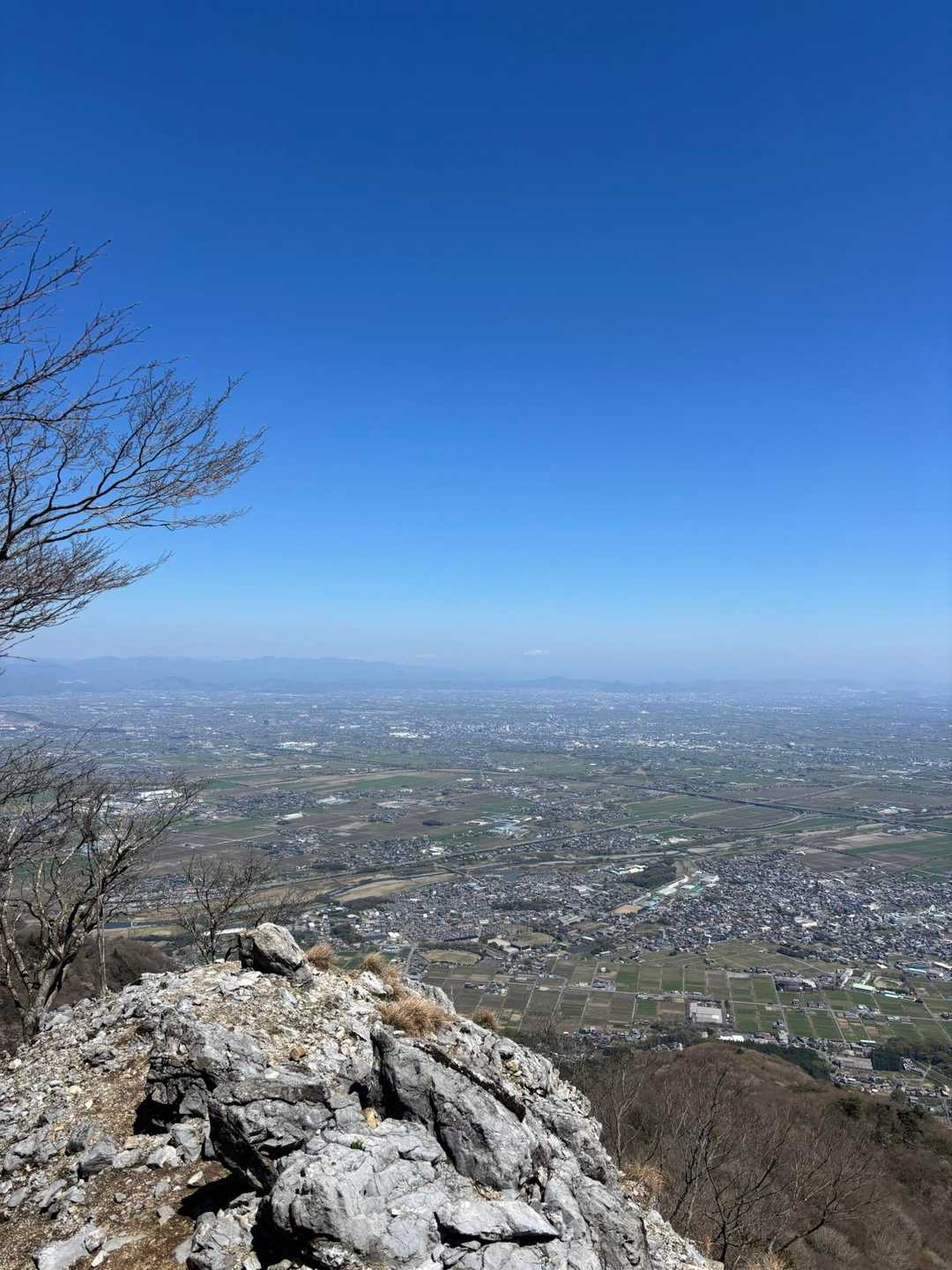 静かなるお立ち台-威徳山-裏山 往復コースの写真