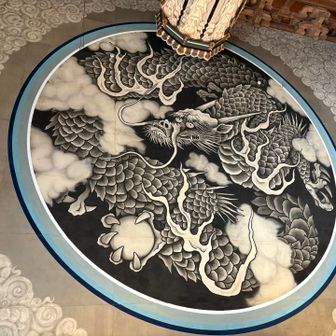 天井の雲龍図の龍って、どこもなんかとぼけてる