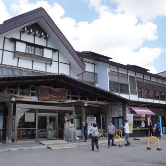 酸ヶ湯温泉に戻ってきたらバスに乗る前にひとっ風呂♨️