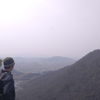 太郎坊山まで帰ってきた。
やっぱ凄い霞