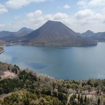 鳥帽子ヶ岳到着〜
天気良くなったー☺