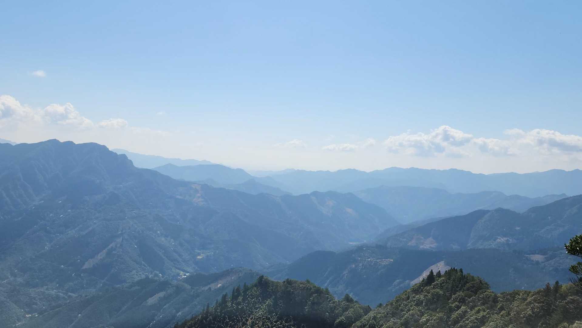 烏帽子岳・権現山登山口-烏帽子岳 往復コースの写真