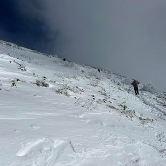 山頂まであと少し