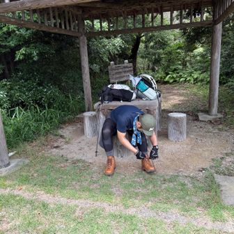 山友さんは何度も
🥾に異物侵入
履き直し中😁