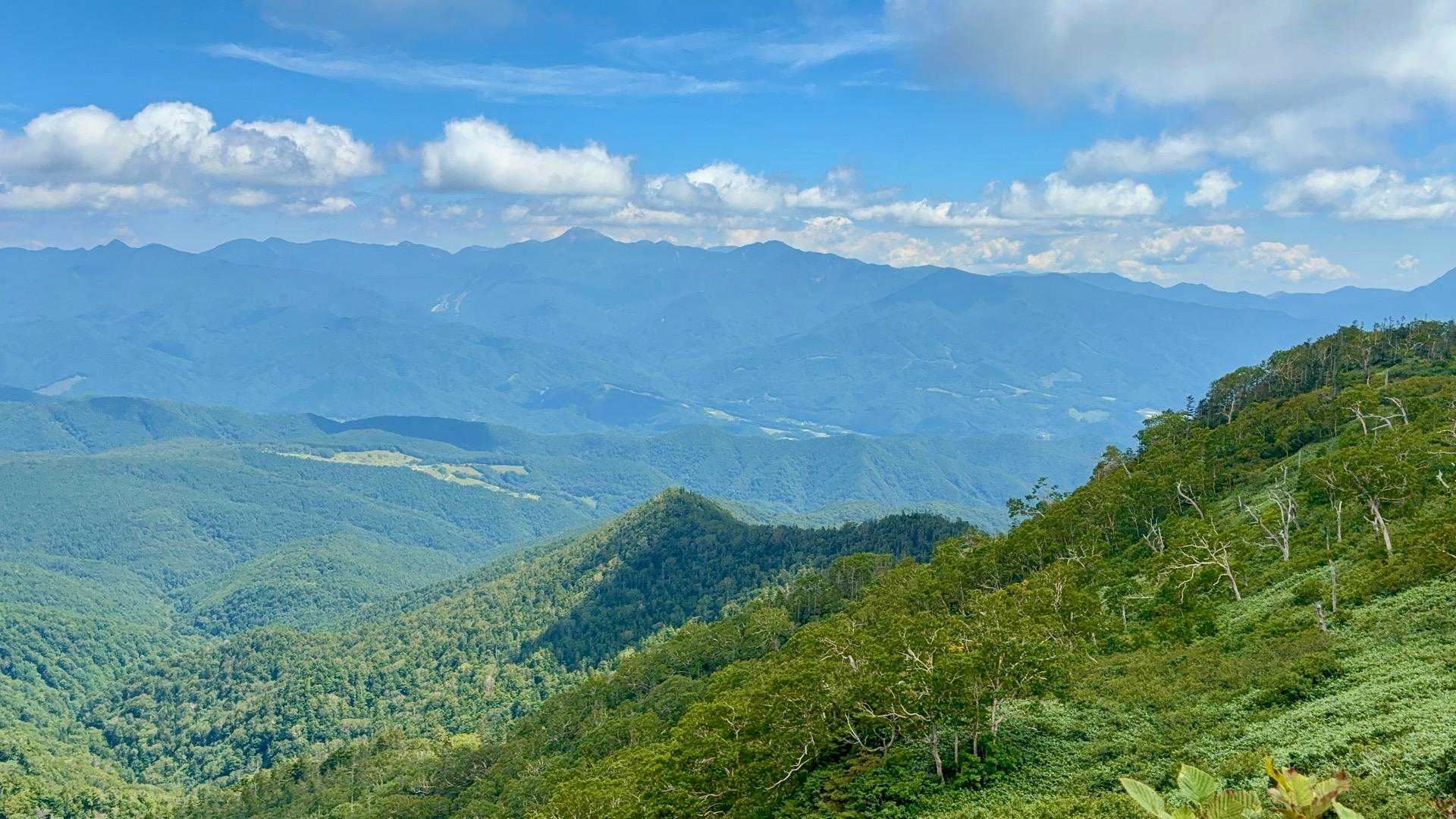 日光白根山と皇海山