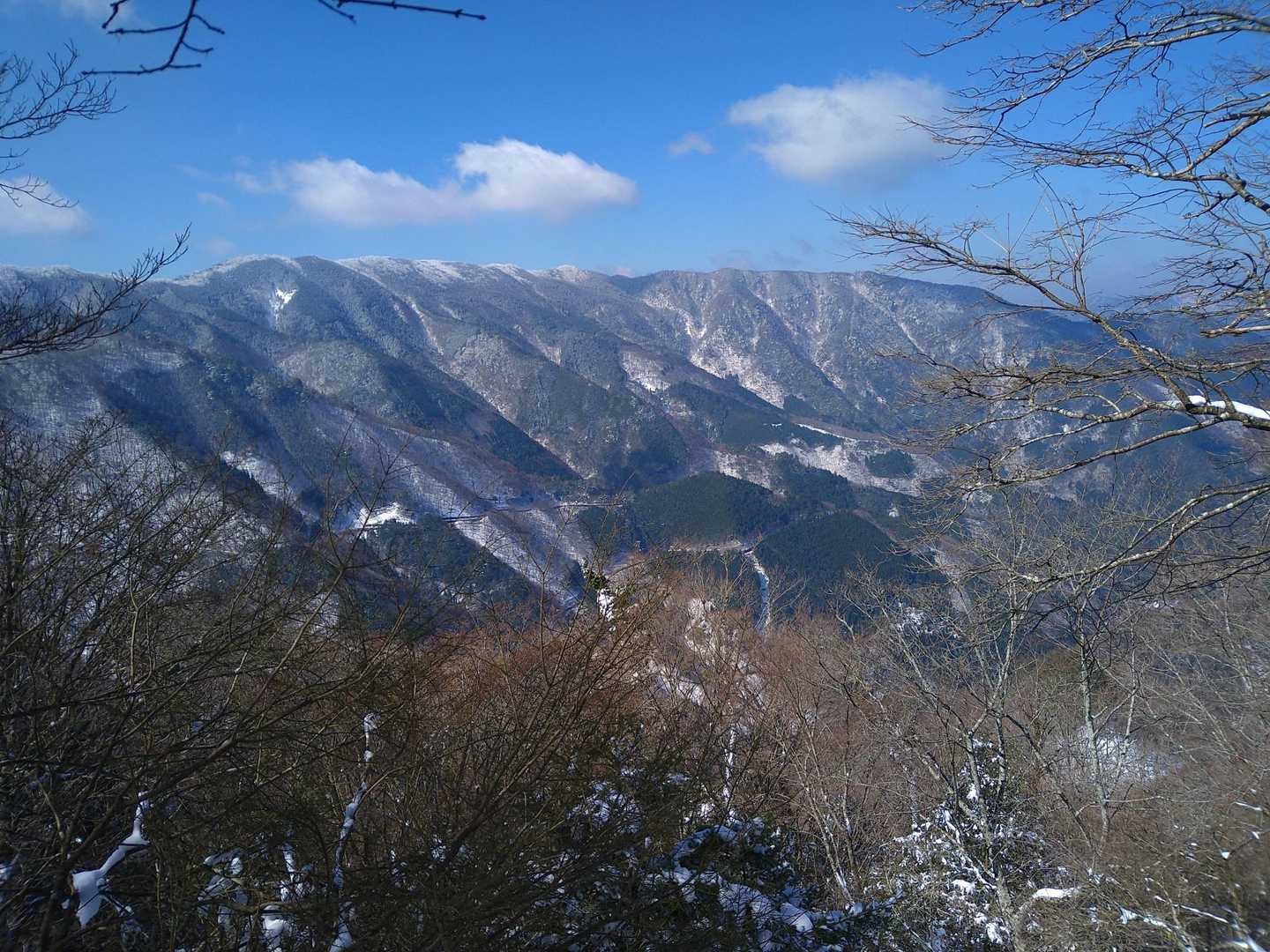 積雪時は厳しいですが、山犬切、積岩山と周回すると楽しそうです🥳
