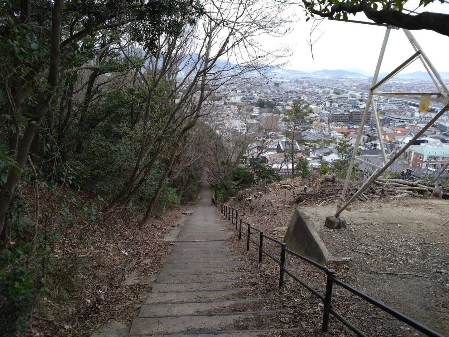 階段登りきったとこで既にバテてる😅💦