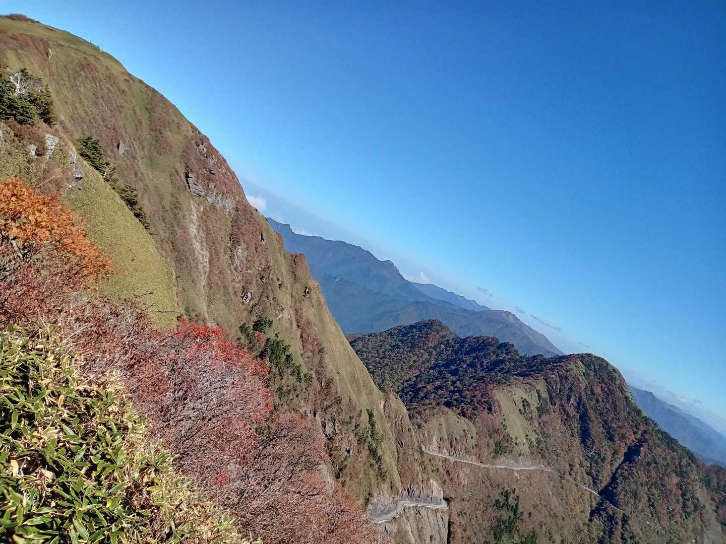 通ってきたUFOラインがみえる