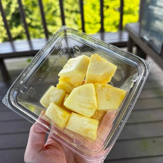 パイナップルもいただいて🍍