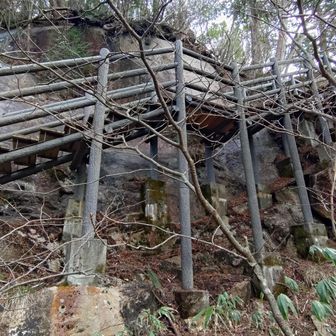 不動岩の後です。良くこんな所に道を作りましたね。凄い