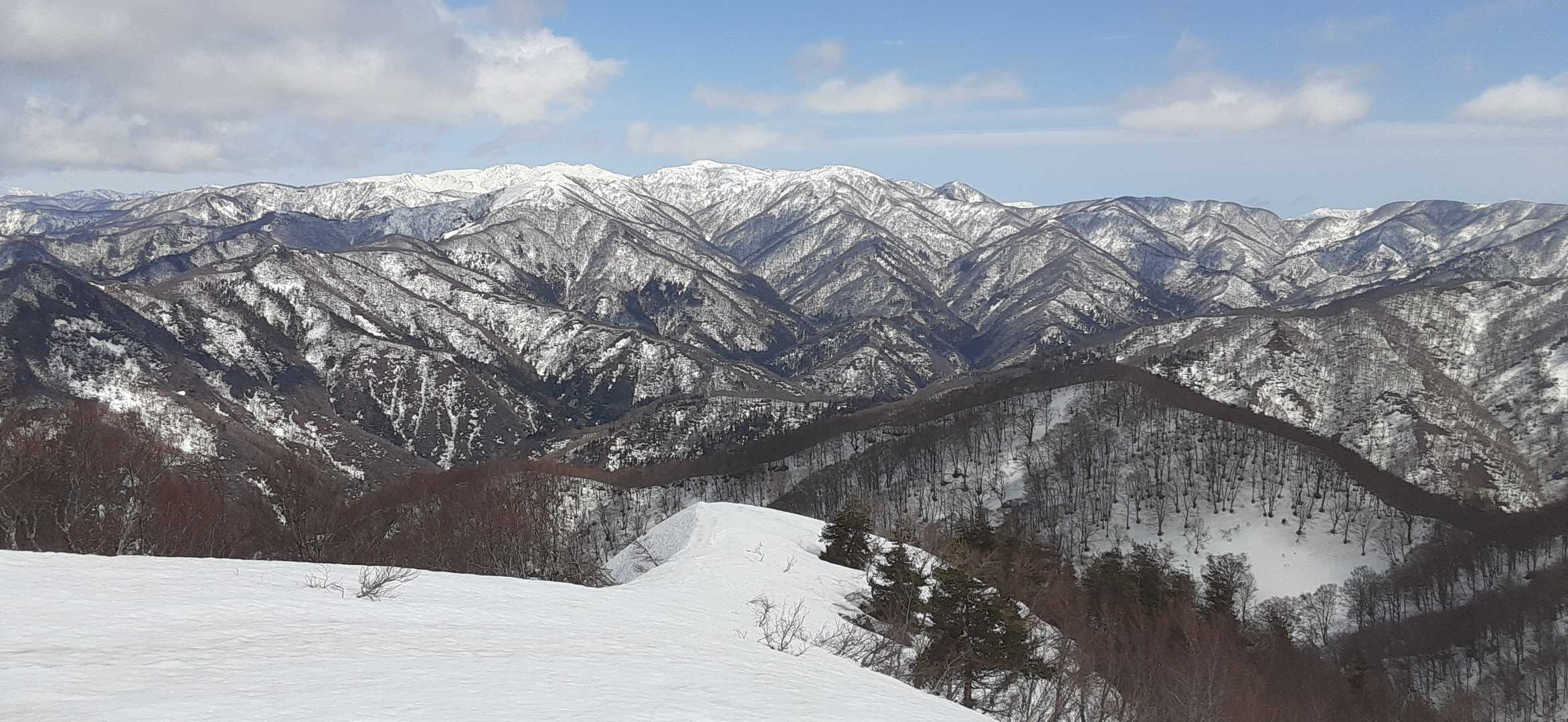 久しぶりの菅倉
何度来てもいいなあ
やっぱり大日山がかっこいい
