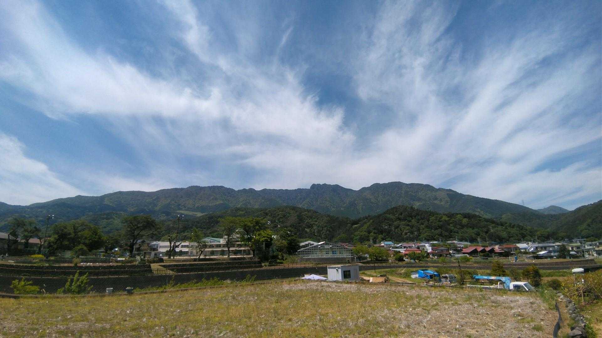 午後になり雲が出てきました。さぁ帰ろう。
