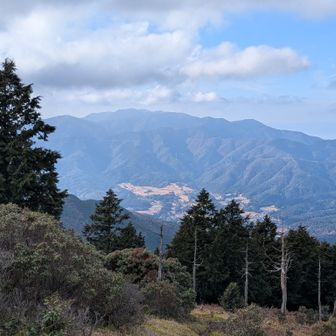 霊仙山