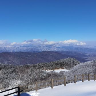 後立山連峰は雲隠れ