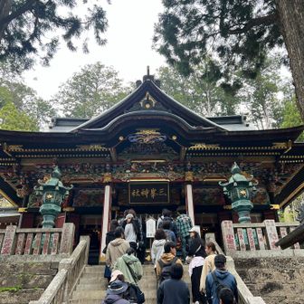 本殿
少し並びました。