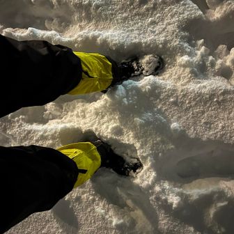 ゲイター＋アシックスのゴアテックスランシューとかいう伝家の宝刀装備