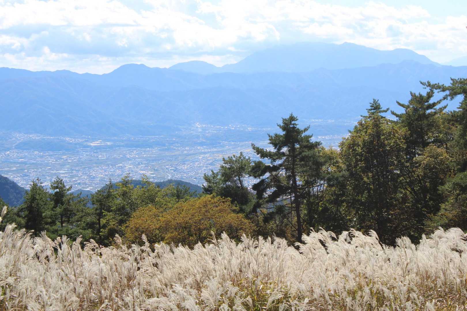 帯那山山頂にて