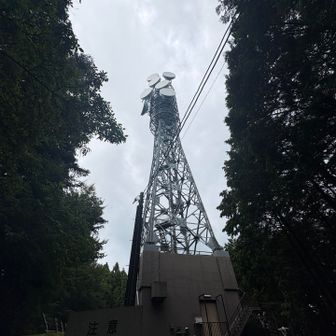 立派な電波塔→航空自衛隊　柚木無線中継所と教えていただきました！K3さんありがとうございます。