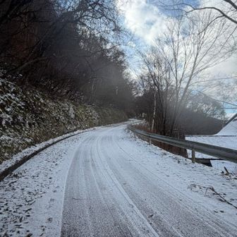 最後のロード区間！
チェンスパ⛓️外してラン🏃モード。
今年一年おつかれ山🏔️でした。
