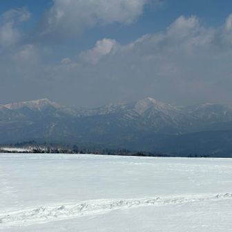 札幌岳？狭薄山？と空沼岳？
私のアプリ、なんかズレてるから結局どこ指してるかハッキリわからない🤦