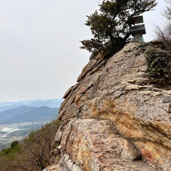 4座目の『高御意山』播磨富士とも呼ばれ、信仰の山として知られているそうです。