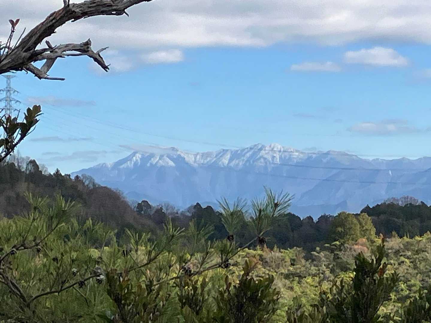 石鎚山がきれいに見えてました。