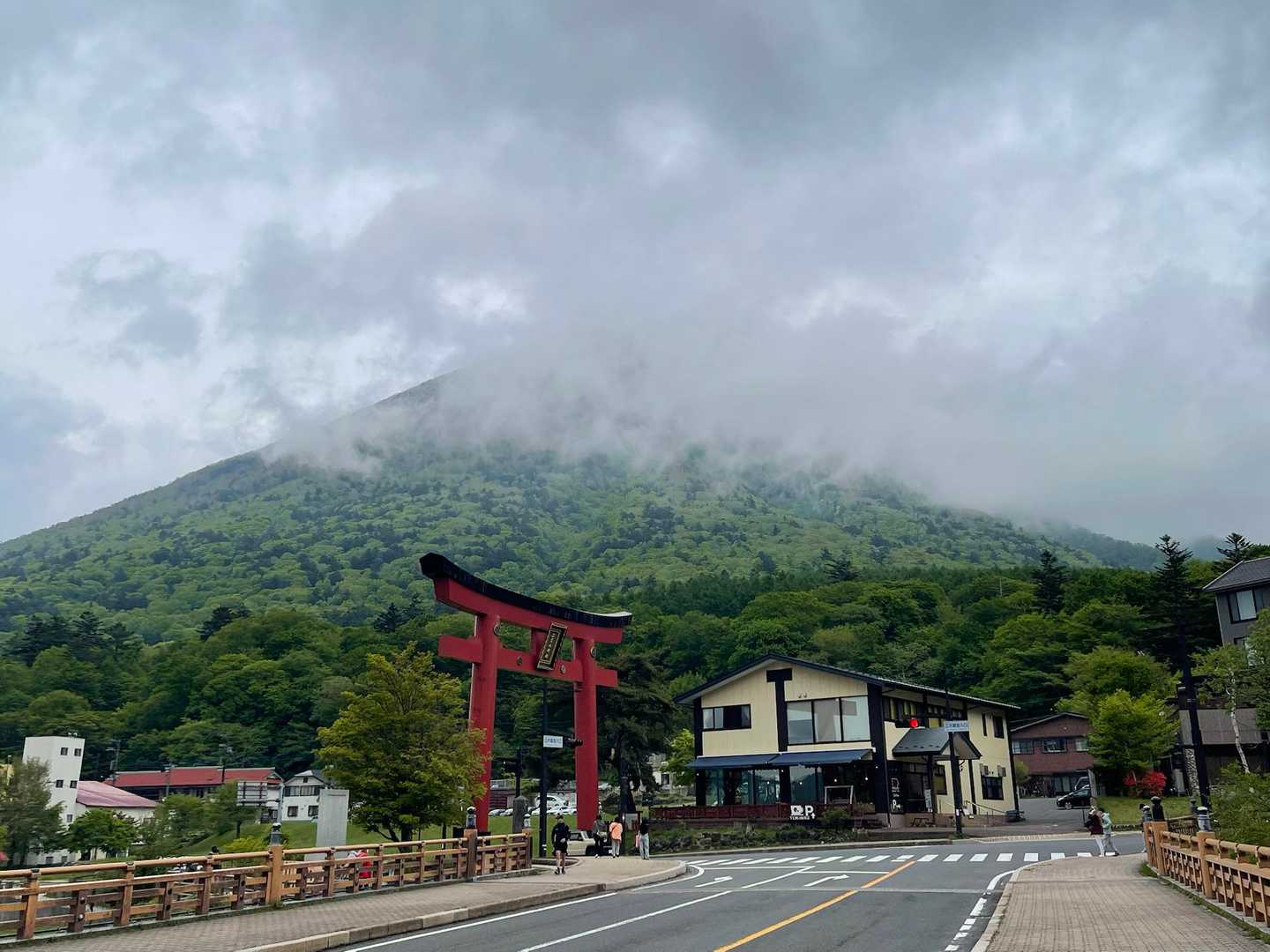 中禅寺バス停-狸山-半月山-半月峠-立木観音 周回コースの写真