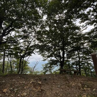 続いて、ニノ岳、登頂🙌