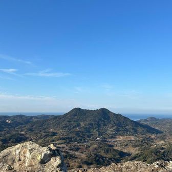 火山ぽいトミ山