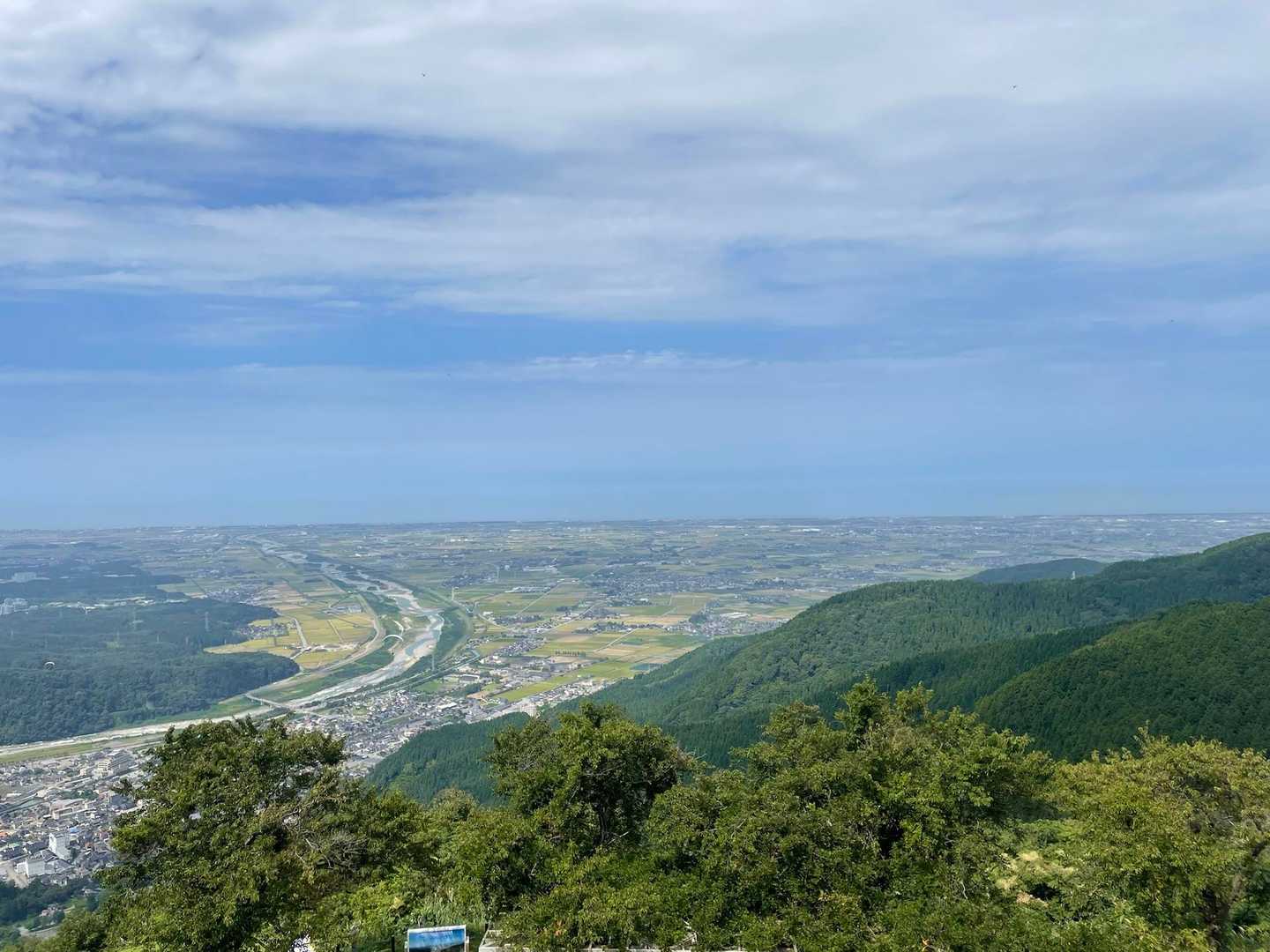 日本海まで見えます