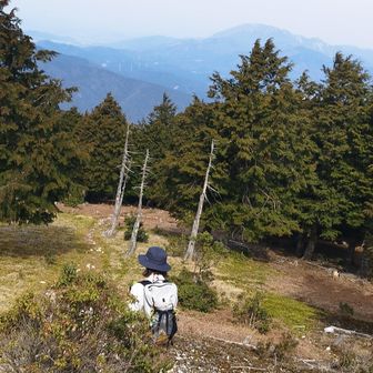次は、行平山です。
