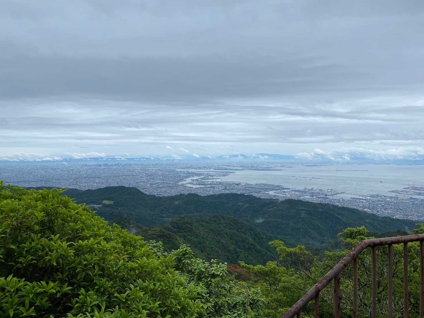 一瞬綺麗に芦屋、大阪のクリアな景色が見えました。