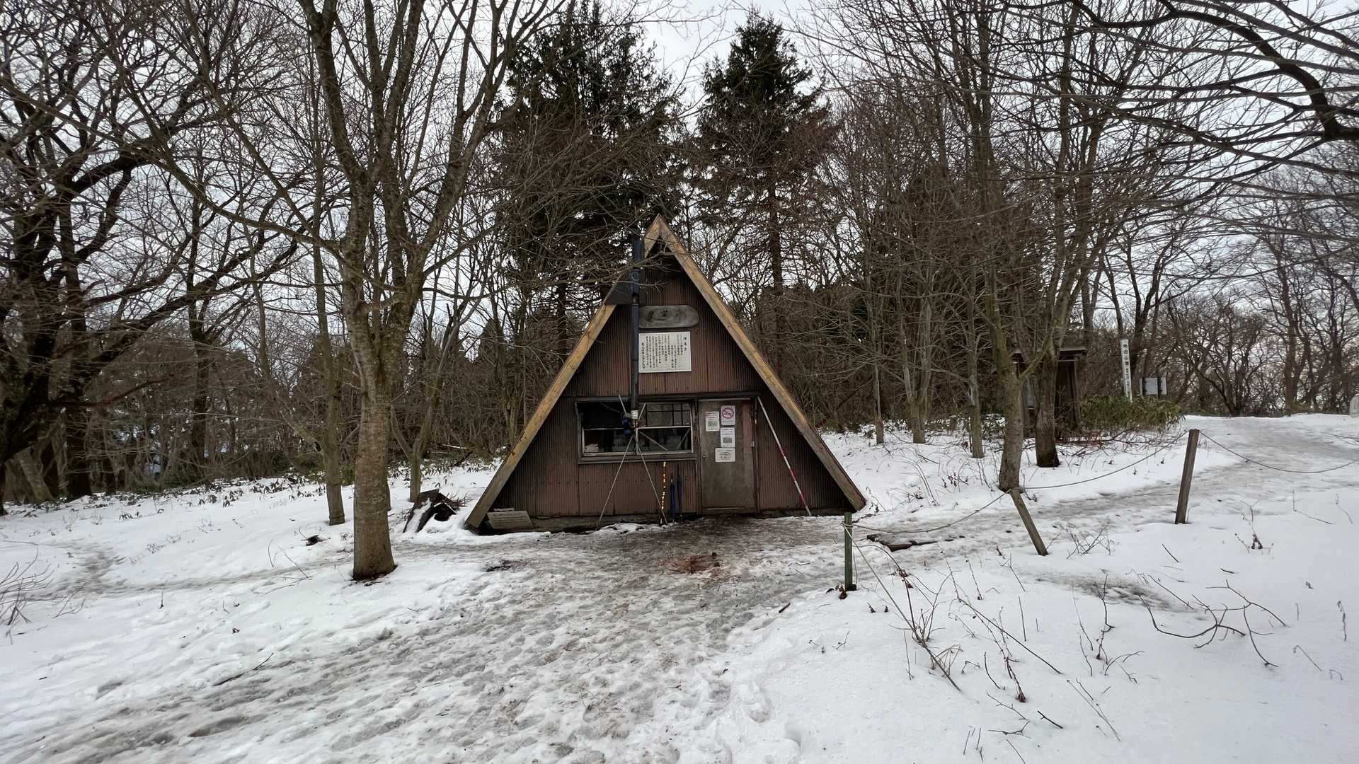 ベテランさんにあれやこれや教えてもらって今日も楽しい小屋活。
ありがとさんでしたー。