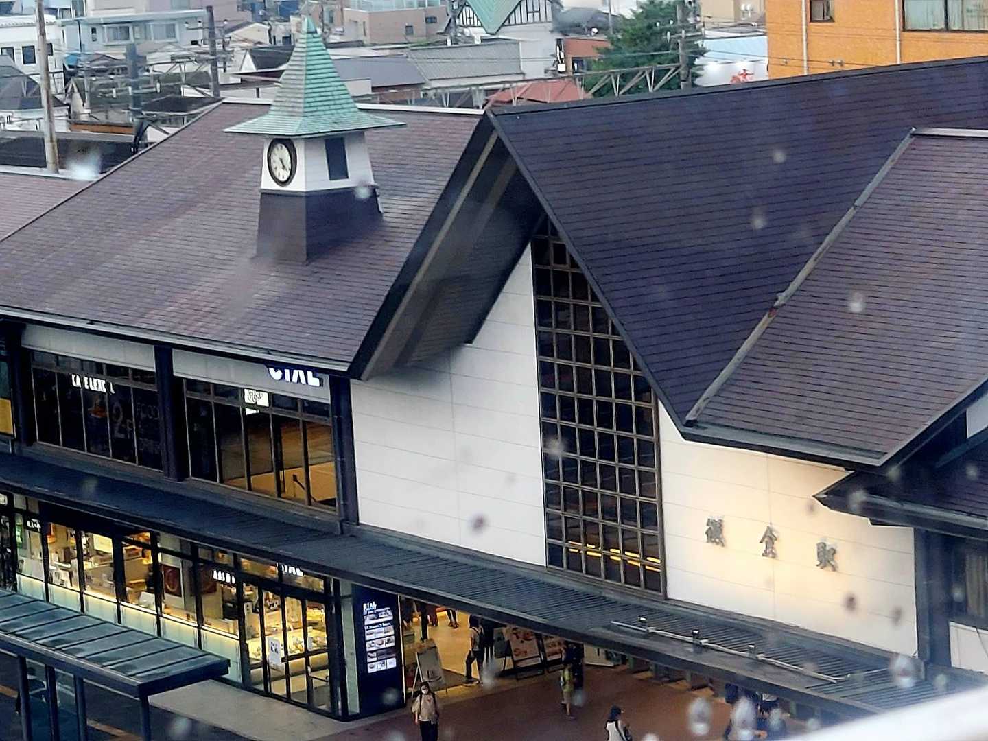 鎌倉駅の目の前です。
特別 景色が良い訳ではないです💦
