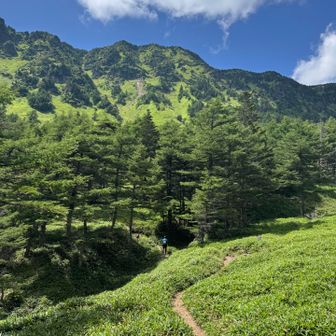 火山館から戻って、草すべり方面へ